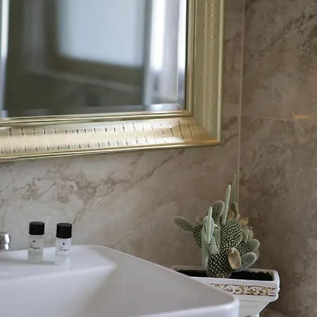 Hotel Vila Adel Korce