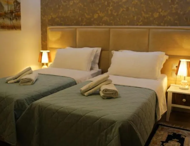 Vila Adel 4* 科尔察