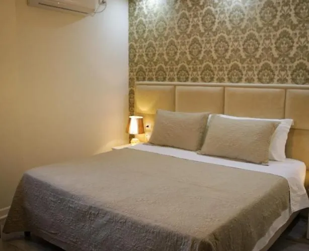 Vila Adel 4* 科尔察