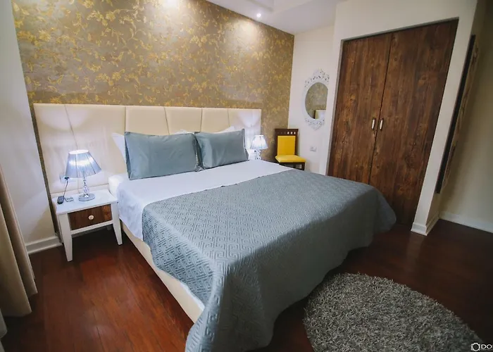 Vila Adel 4* 科尔察